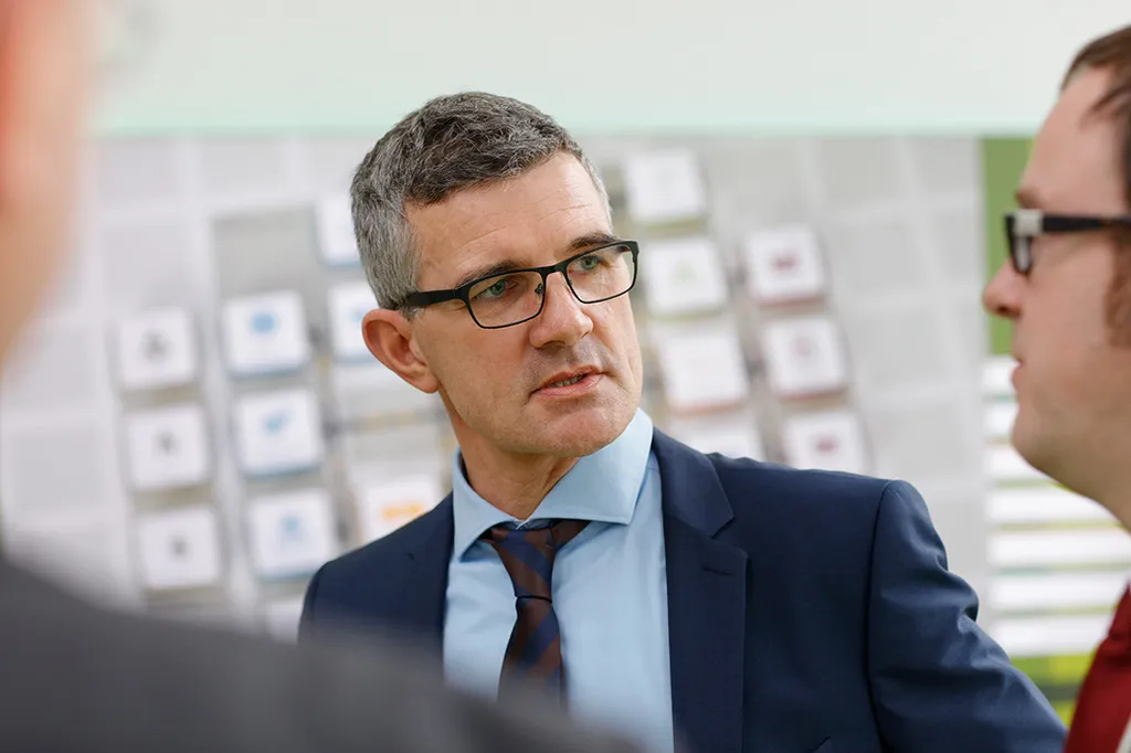 Prof. Dr. Friedrich Paulsen im Pressegespräch "Jugend forscht" am 6. Februar 2017