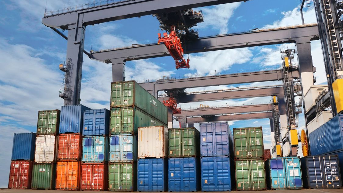 Container crane with containers