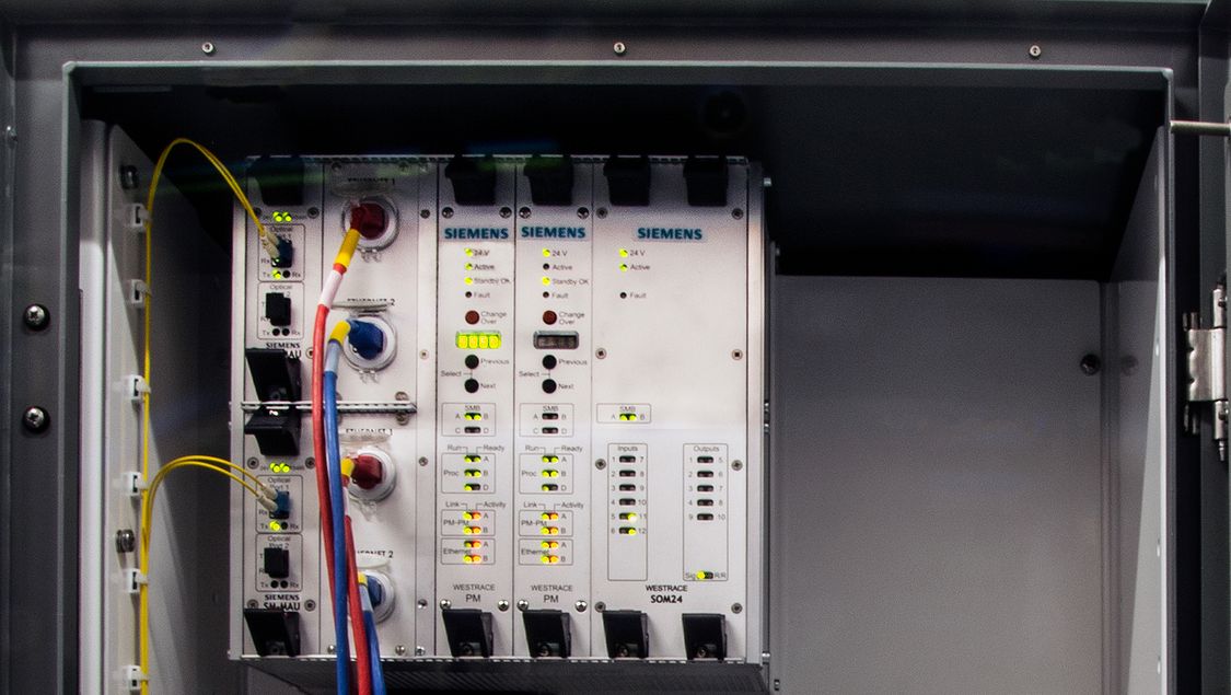 Electronic interlocking Rail Automation Siemens United Kingdom