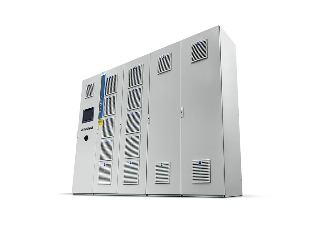 Das Bild zeigt den Hybridumrichter Sinacon HC von Siemens