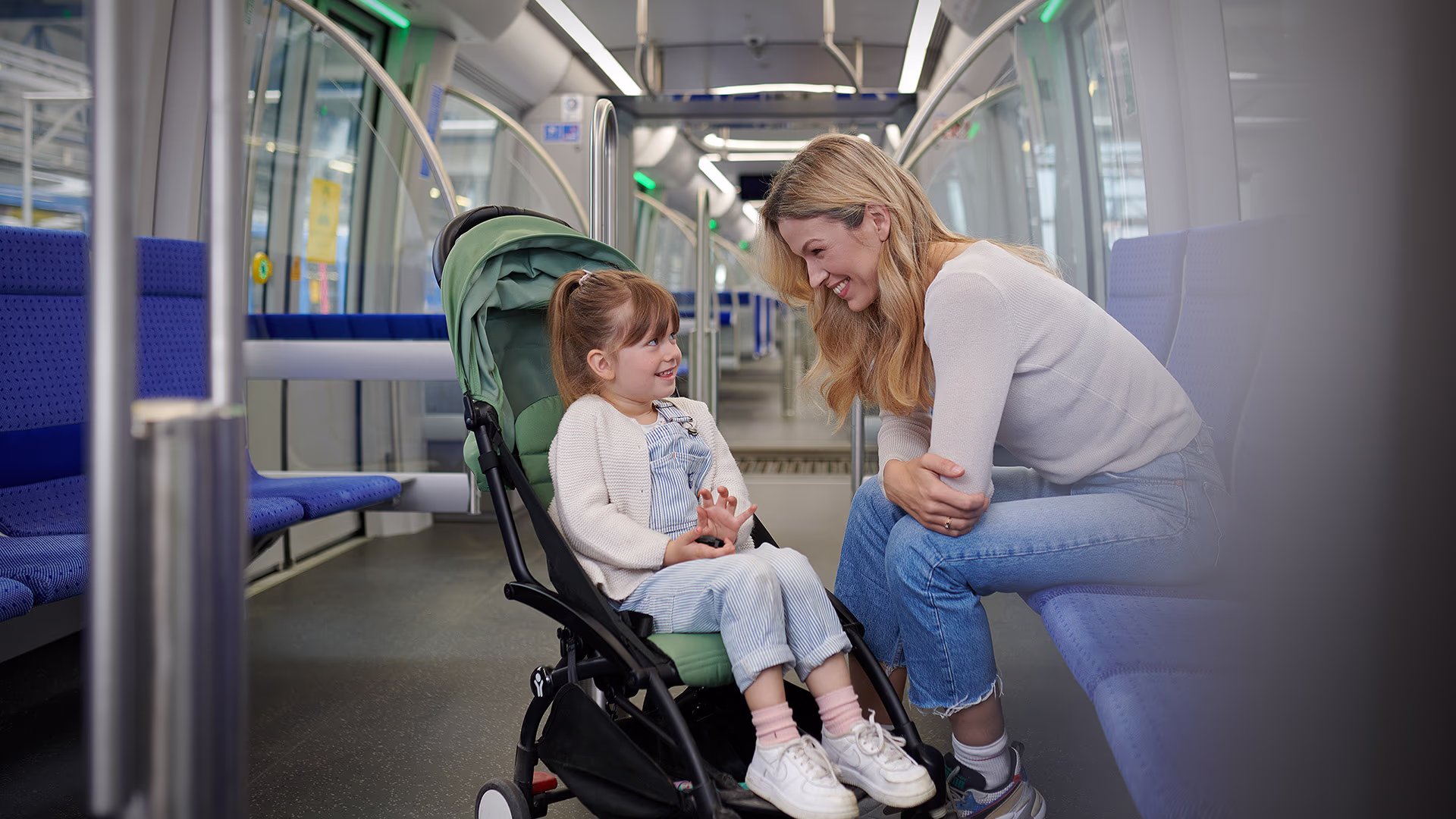 Upgrade solutions for more comfort and convenience fleet-upgrade-solutions-comfort-siemens-mobility
