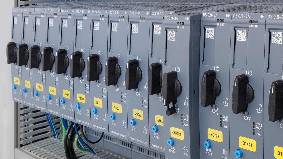 Motorstarter im Werk Hagenow der Emsland Food GmbH