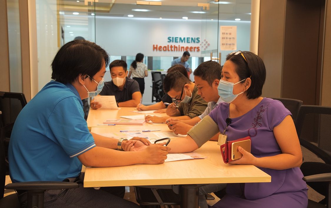 Blood Donation Activity of Siemens Vietnam