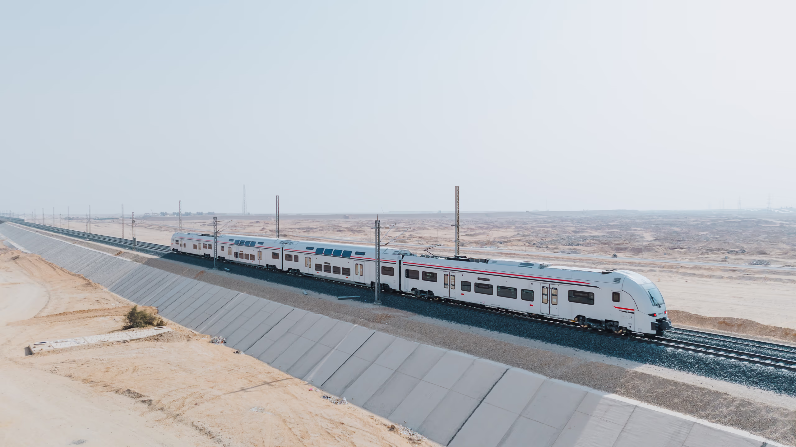 ديزيرو على السكك الحديدية في مصر desiro-egypt-testrun