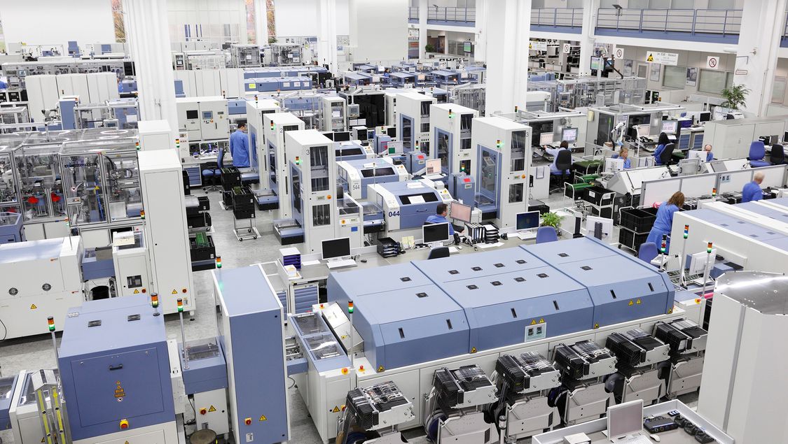 Industrial Edge enables transparency over the entire production process