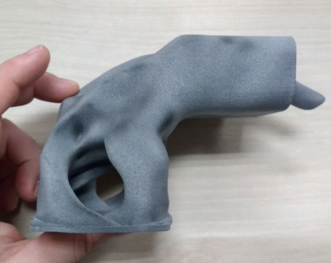 Der für den 3D-Drucker gedruckte Kühlkanal (Copyright: Siemens)