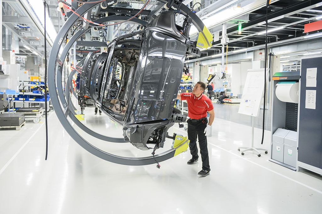 Flexible production on multiple levels with the help of Siemens technology					