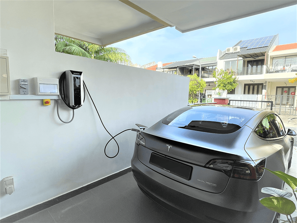 Siemens Fast AC Electric Vehicle Charger VersiCharge Gets Deployed In 