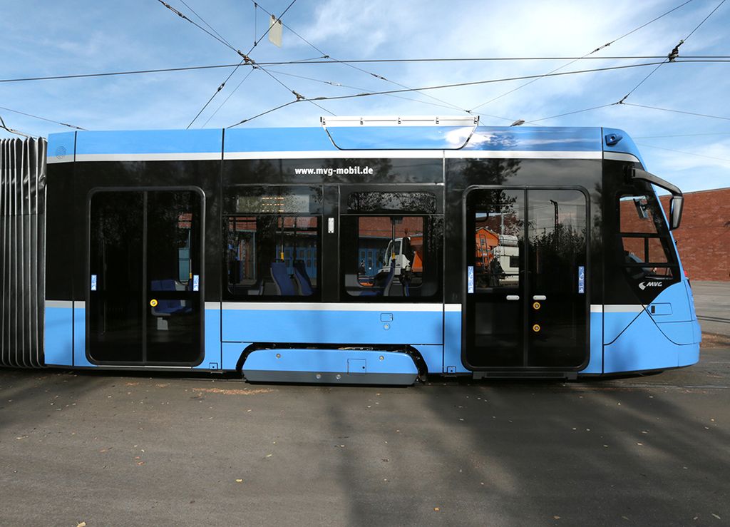 Munich and Siemens present the first Avenio tram