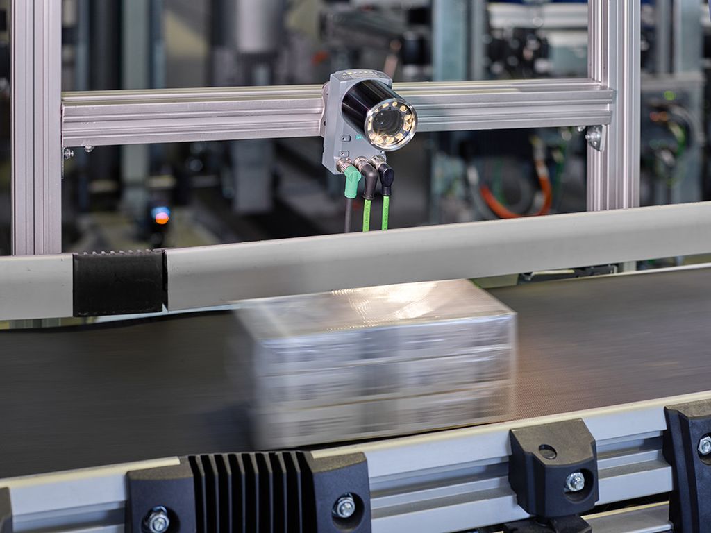 Neues Lesegerät mit maximaler Sensorauflösung – Siemens ergänzt Portfolio um neues optisches Lesegerät Simatic MV560 X und leistungsstarkes Zubehör