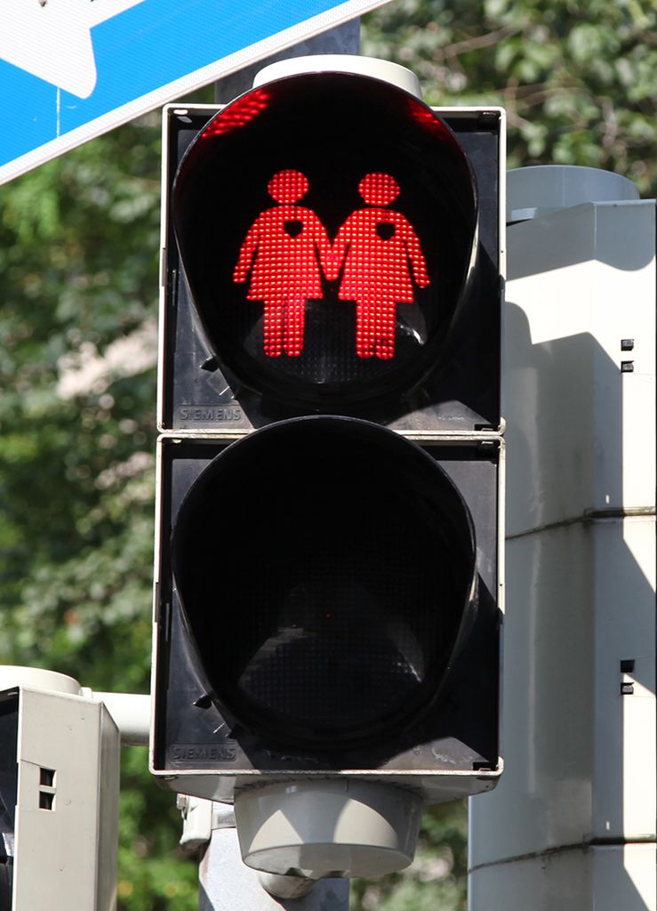 Green light for Munich's crossing signal couples