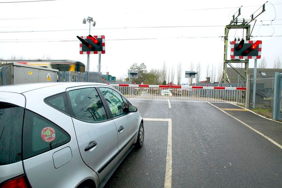 Level Crossing Solutions Wayside Crossing And On Board Products Siemens Mobility United Kingdom