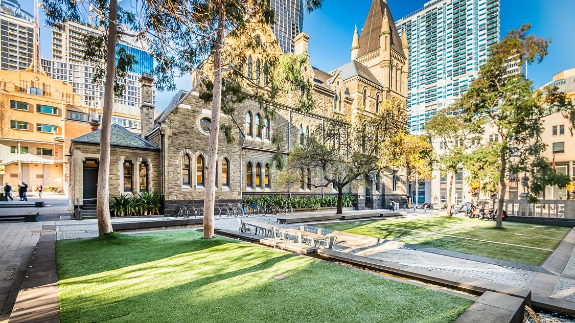 With technology from Siemens, RMIT University in Melbourne was able to achieve its ambitious sustainability goals four years ahead of schedule.