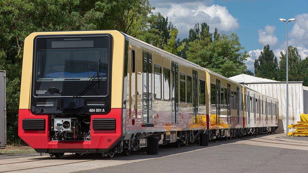 Commissioning begins: a further milestone for the new S-Bahn trains for Berlin and Brandenburg